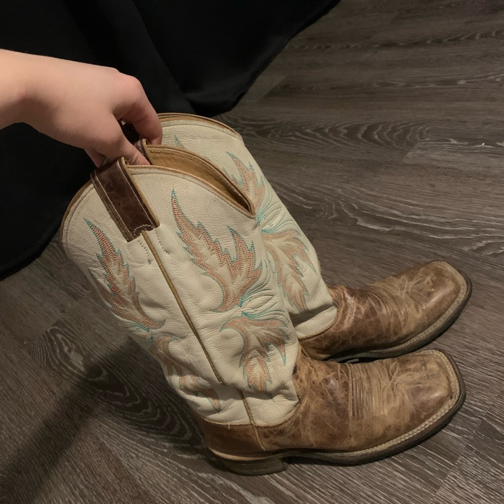 Justin square toe boots